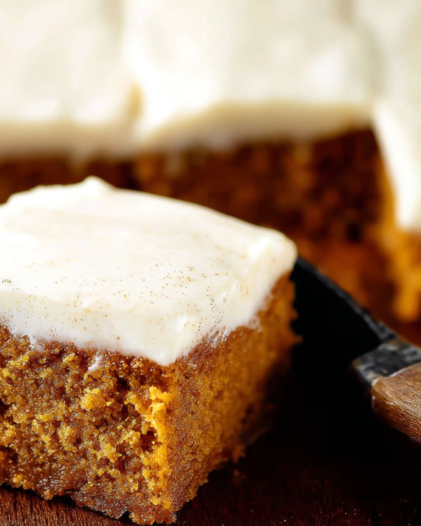 Pumpkin Bars with Cream Cheese Frosting 2 Design sans titre 2025 07 15T000812.332