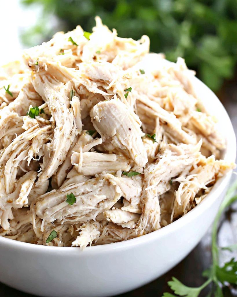 Slow Cooker Shredded Chicken 1 Design sans titre 2025 08 07T015115.163