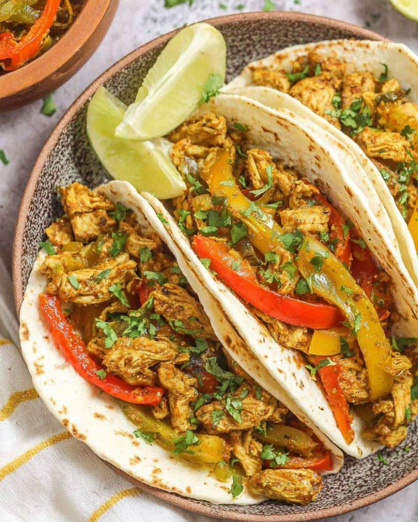 Instant Pot Chicken Fajitas 1 Design sans titre 2025 09 08T234131.726