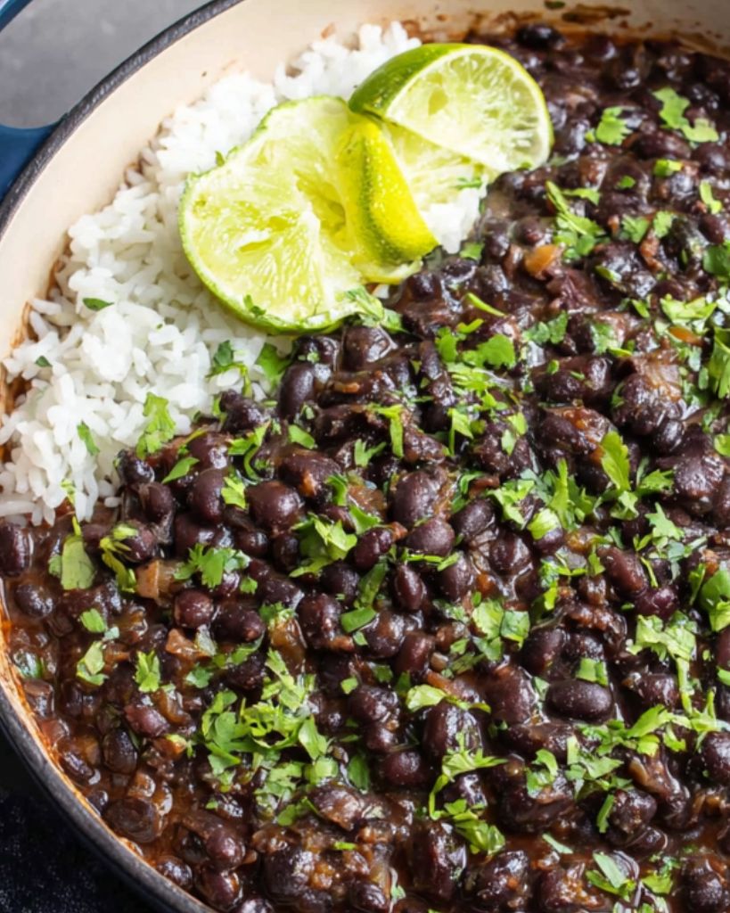 Easy Cuban-Style Black Beans 2 Design sans titre 2025 11 22T011112.265