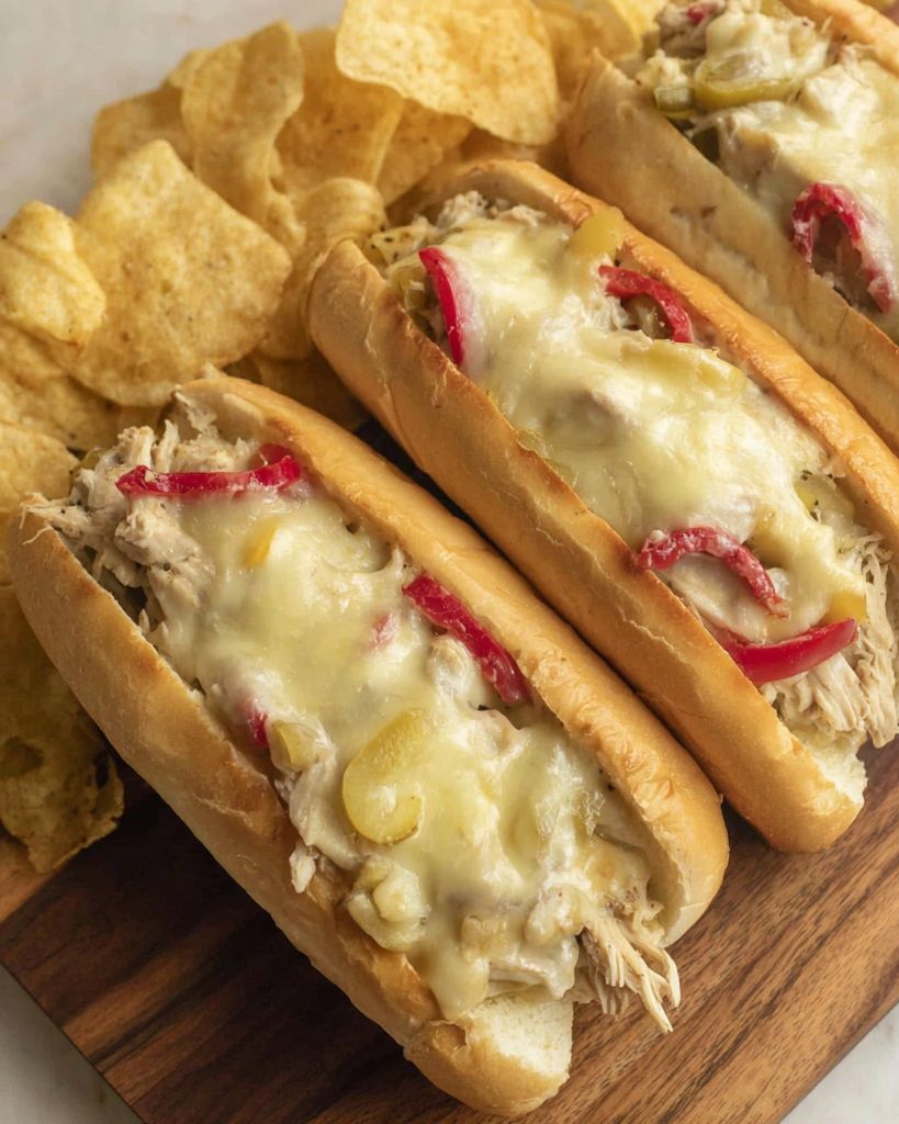 Crock-Pot Chicken Philly Cheesesteak Sandwiches 1 Design sans titre 2025 12 07T225819.009