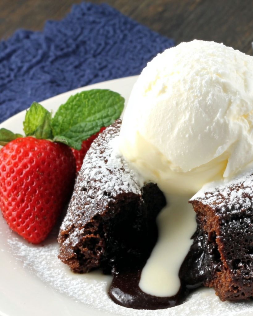 Chocolate Lava Cake for One 1 Design sans titre 2026 02 04T224318.545