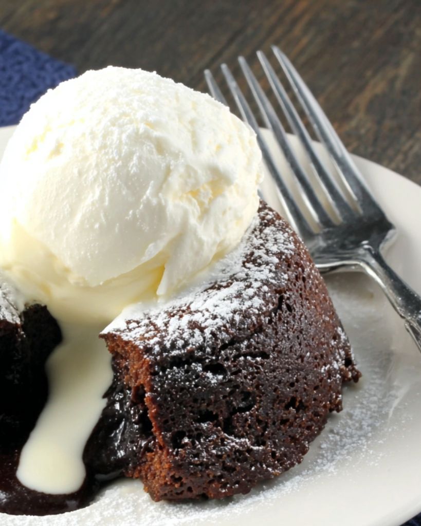 Chocolate Lava Cake for One 2 Design sans titre 2026 02 04T224406.305