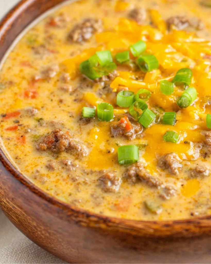 Crock Pot Cheeseburger Soup 1 Design sans titre 2026 05 19T234224.990