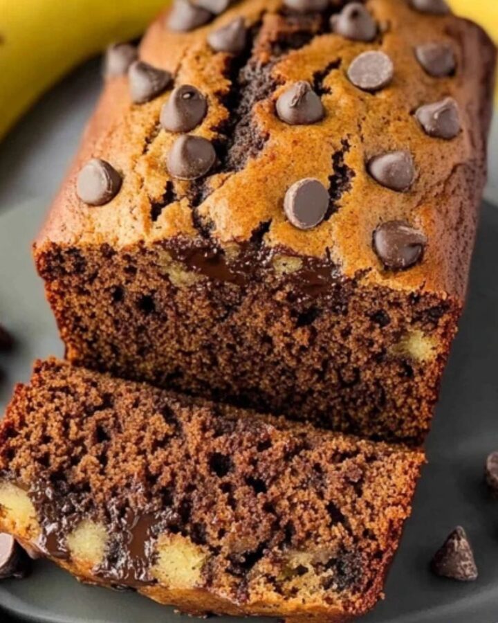 This Simple Trick Reveals How Banana Chocolate Chip Bread Steals the Show