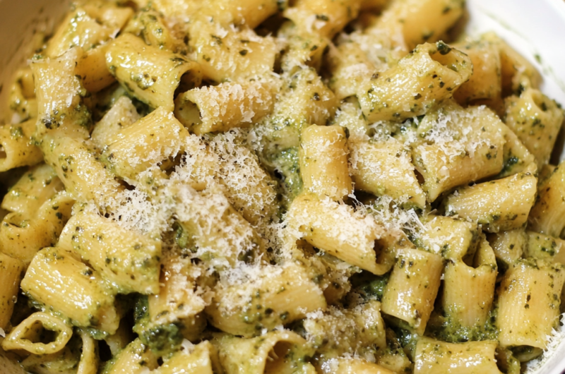 Easy Pesto Pasta
